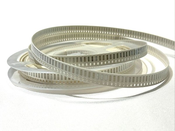 星威 1206矩形預(yù)成型焊錫片